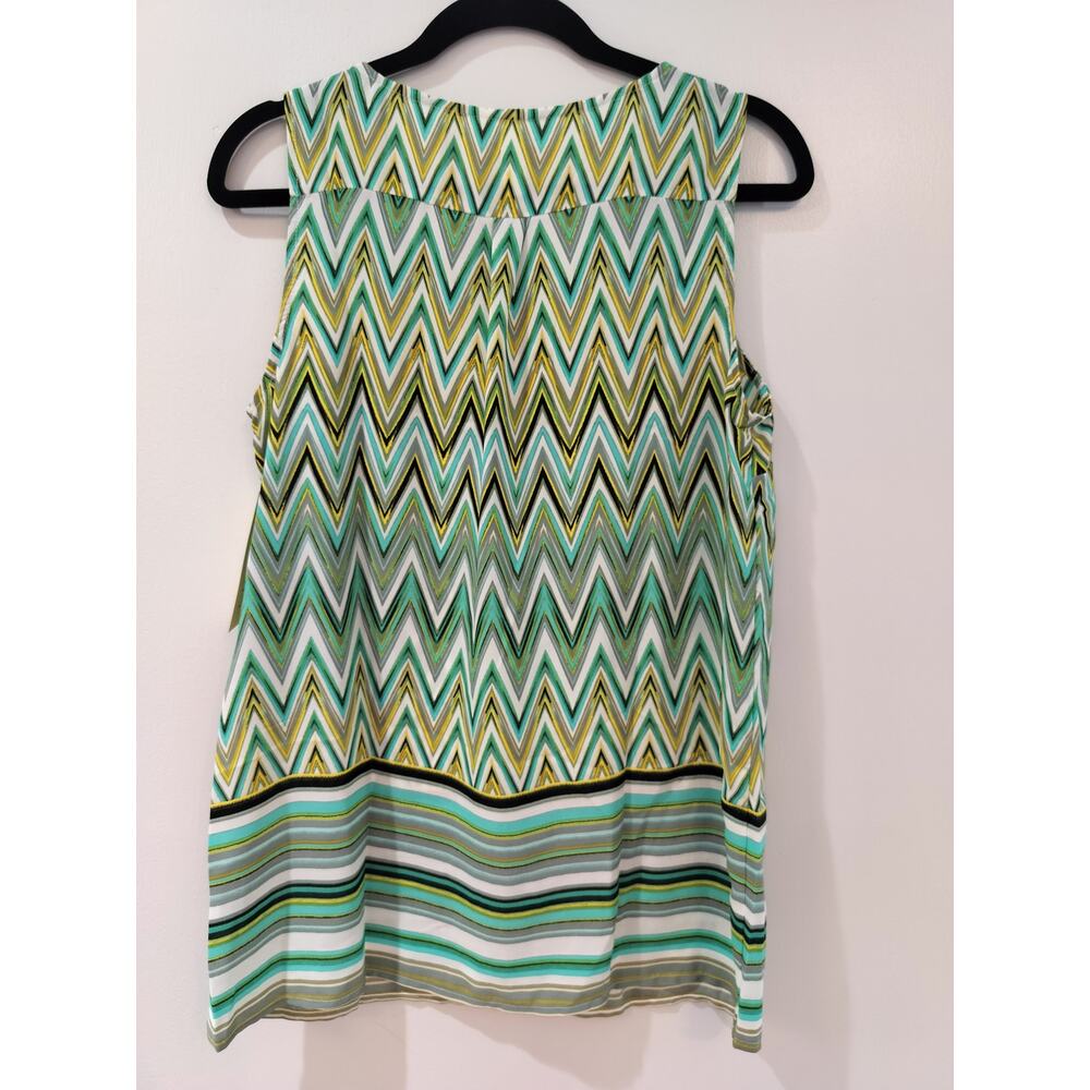 Tacera Women’s Small Green Chevron Sleeveless Blouse Gold Zip V-Neck Top - Picture 3 of 7
